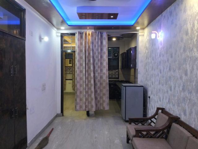 2 BHK Independent Builder Floor in Shalimar Bagh for resale New Delhi. The reference number is 20562189