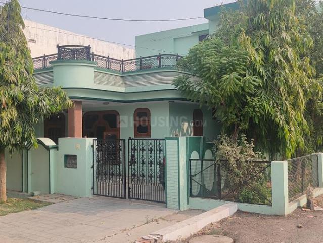 2 BHK Independent Builder Floor in Shastri Nagar for rent Meerut. The reference number is 15771937