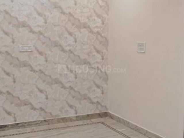 2 BHK Independent Builder Floor in Shastri Nagar for rent New Delhi. The reference number is 19618378
