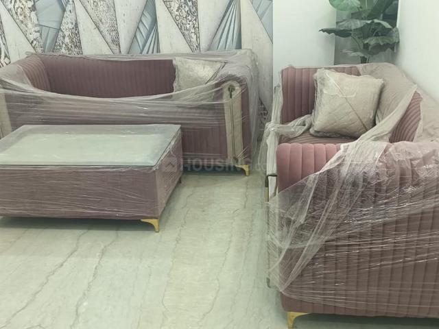 2 BHK Independent Builder Floor in Shastri Nagar for rent New Delhi. The reference number is 20031336