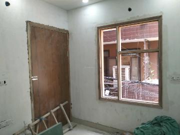 2 BHK Independent Builder Floor in Shastri Nagar for rent New Delhi. The reference number is 20506762