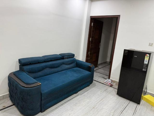 2 BHK Independent Builder Floor in Shastri Nagar for rent New Delhi. The reference number is 20651813