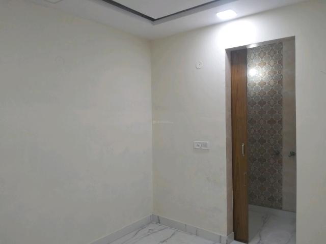 2 BHK Independent Builder Floor in Shastri Nagar for rent New Delhi. The reference number is 20754927