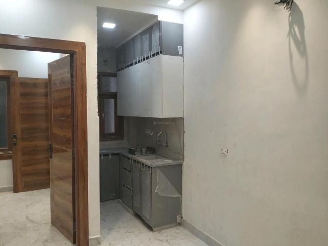 2 BHK Independent Builder Floor in Shastri Nagar for rent New Delhi. The reference number is 21129474