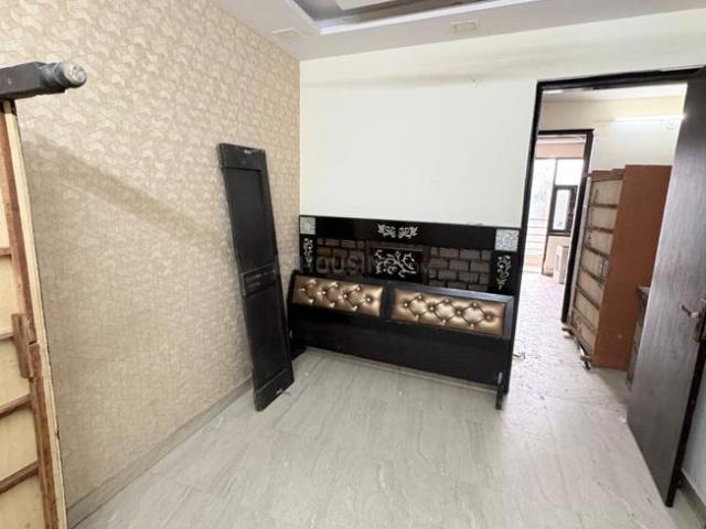2 BHK Independent Builder Floor in Shastri Nagar for rent New Delhi. The reference number is 21186098