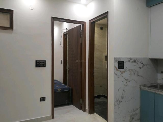2 BHK Independent Builder Floor in Shastri Nagar for resale New Delhi. The reference number is 14129920