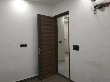 2 BHK Independent Builder Floor in Shastri Nagar for resale New Delhi. The reference number is 19572315