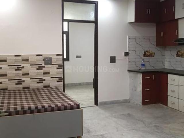 2 BHK Independent Builder Floor in Shastri Nagar for resale New Delhi. The reference number is 19672126
