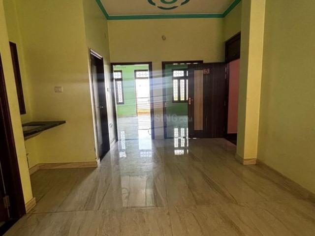 2 BHK Independent Builder Floor in Shivpur for rent Varanasi. The reference number is 19280193