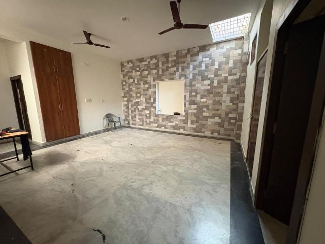 2 BHK Independent Builder Floor in Shrinath Puram for rent Kota. The reference number is 20702259