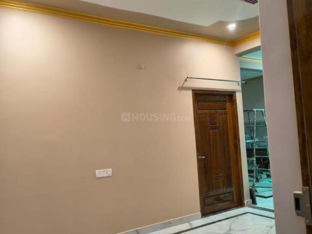 2 BHK Independent Builder Floor in Sikraul for rent Varanasi. The reference number is 20711987