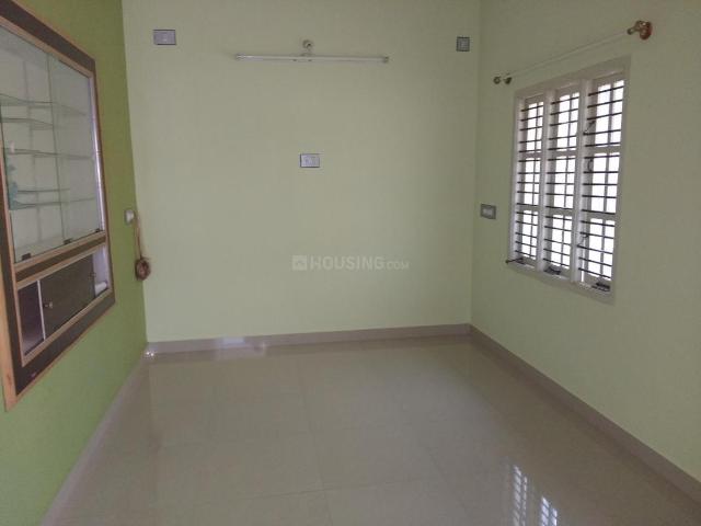 2 BHK Independent Builder Floor in Sriramapura for rent Mysore. The reference number is 12597693