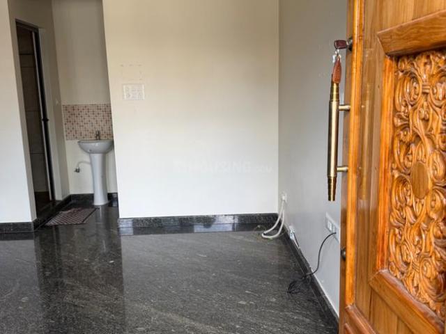 2 BHK Independent Builder Floor in Sriramapura for rent Mysore. The reference number is 21088546