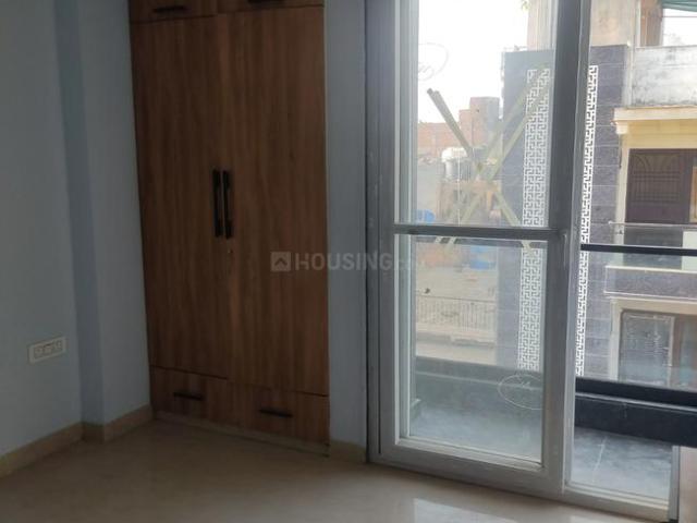 2 BHK Independent Builder Floor in Tagore Garden Extension for rent New Delhi. The reference number is 19359129