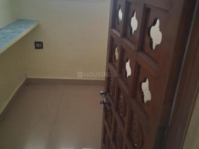 2 BHK Independent Builder Floor in Thiruvanmiyur for rent Chennai. The reference number is 20154503