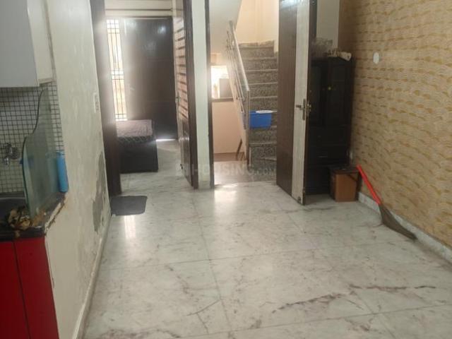 2 BHK Independent Builder Floor in Tilak Nagar for rent New Delhi. The reference number is 18273079