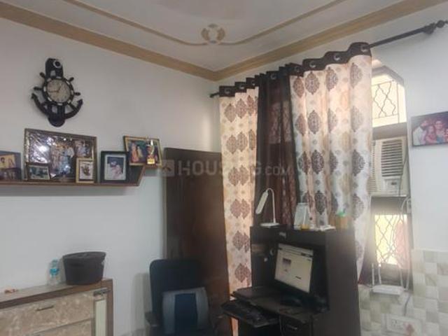 2 BHK Independent Builder Floor in Tilak Nagar for resale New Delhi. The reference number is 21152455
