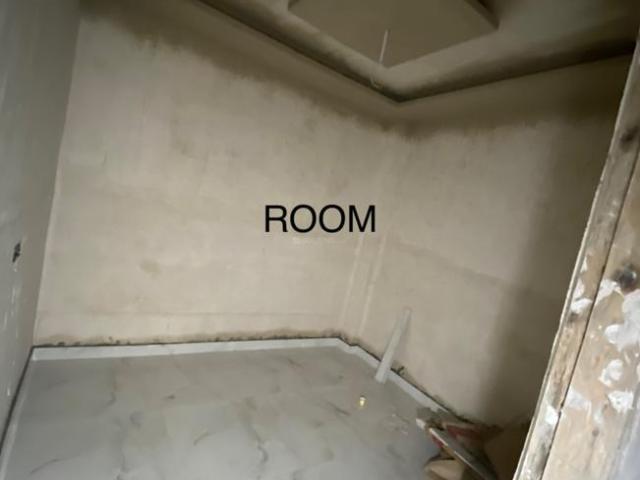 2 BHK Independent Builder Floor in Tri Nagar for resale New Delhi. The reference number is 8592094