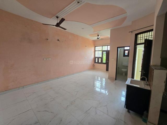 2 BHK Independent Builder Floor in Utrathiya for rent Zirakpur. The reference number is 20635658