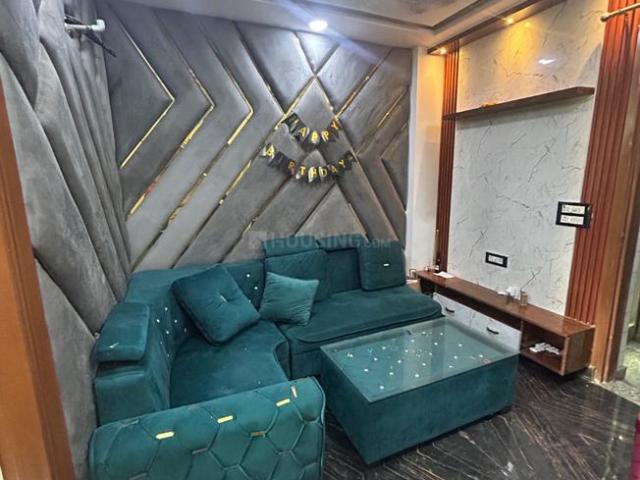 2 BHK Independent Builder Floor in Uttam Nagar for rent New Delhi. The reference number is 20284206