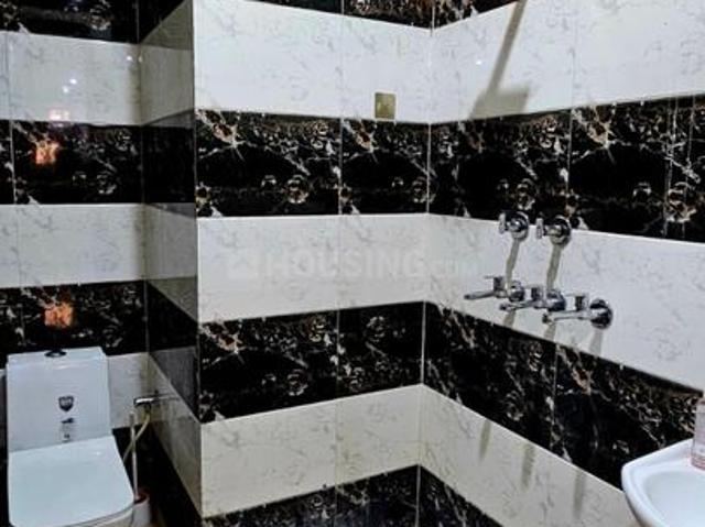 2 BHK Independent Builder Floor in Uttam Nagar for rent New Delhi. The reference number is 20384248