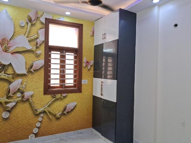 2 BHK Independent Builder Floor in Uttam Nagar for rent New Delhi. The reference number is 20313027