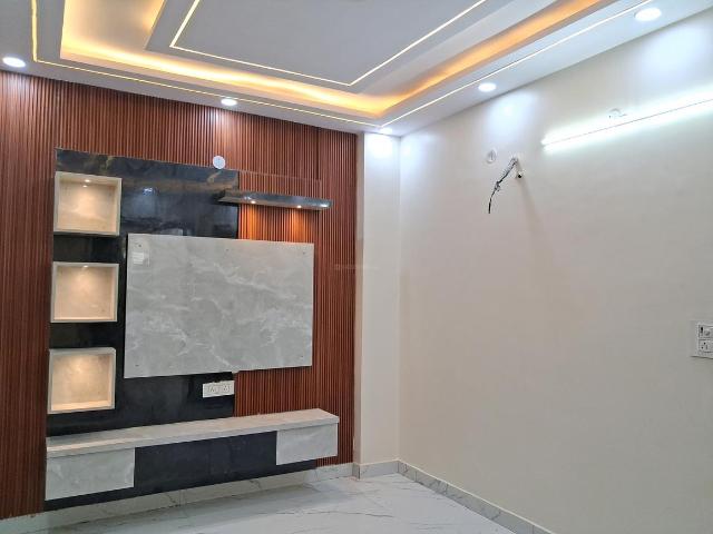 2 BHK Independent Builder Floor in Uttam Nagar for rent New Delhi. The reference number is 20707899