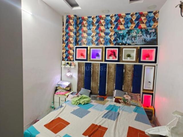 2 BHK Independent Builder Floor in Uttam Nagar for rent New Delhi. The reference number is 20950078