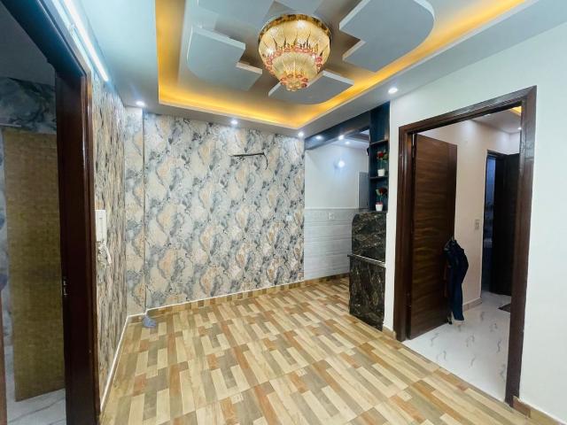 2 BHK Independent Builder Floor in Uttam Nagar for rent New Delhi. The reference number is 21105495