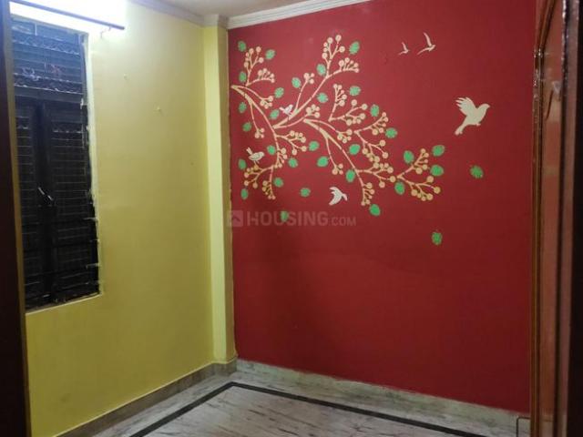 2 BHK Independent Builder Floor in Uttam Nagar for resale New Delhi. The reference number is 17815109
