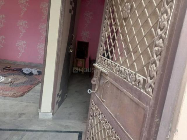 2 BHK Independent Builder Floor in Uttam Nagar for resale New Delhi. The reference number is 18085138