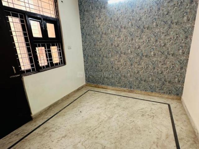 2 BHK Independent Builder Floor in Uttam Nagar for resale New Delhi. The reference number is 19505909