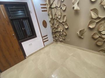 2 BHK Independent Builder Floor in Uttam Nagar for resale New Delhi. The reference number is 20016383