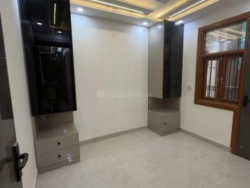 2 BHK Independent Builder Floor in Uttam Nagar for resale New Delhi. The reference number is 20525476