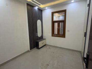 2 BHK Independent Builder Floor in Uttam Nagar for resale New Delhi. The reference number is 20533077