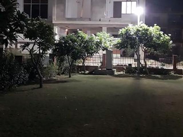2 BHK Independent Builder Floor in Uattardhona for rent Lucknow. The reference number is 12696332