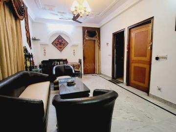2 BHK Independent Builder Floor in Vaishali for resale Ghaziabad. The reference number is 17168859