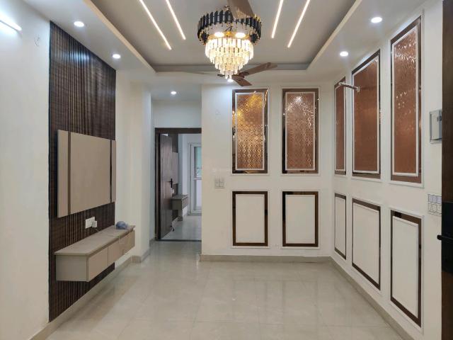 2 BHK Independent Builder Floor in Vaishali for resale Ghaziabad. The reference number is 19271342