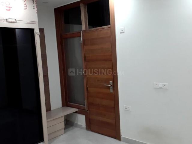 2 BHK Independent Builder Floor in Vaishali for resale Ghaziabad. The reference number is 20092710