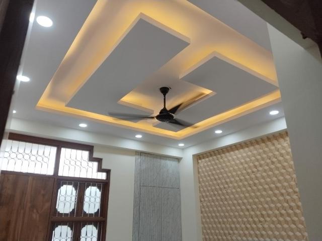 2 BHK Independent Builder Floor in Vaishali for resale Ghaziabad. The reference number is 20111715