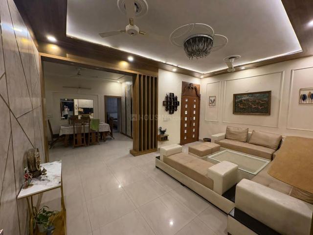 2 BHK Independent Builder Floor in Vaishali for resale Ghaziabad. The reference number is 20297058