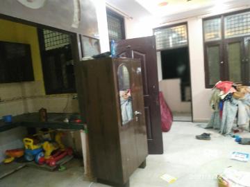 2 BHK Independent Builder Floor in Vasundhara for rent Ghaziabad. The reference number is 7218056