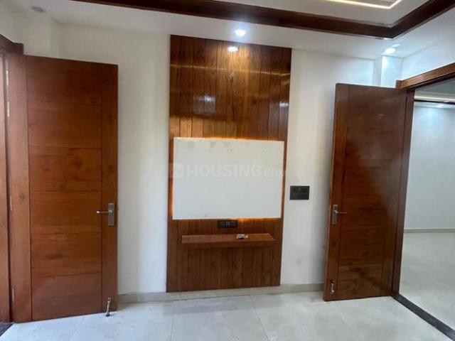 2 BHK Independent Builder Floor in Vasundhara for resale Ghaziabad. The reference number is 18395771