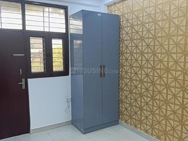 2 BHK Independent Builder Floor in Vasundhara for resale Ghaziabad. The reference number is 19790139