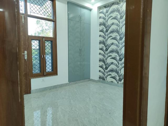 2 BHK Independent Builder Floor in Vasundhara for resale Ghaziabad. The reference number is 19997173