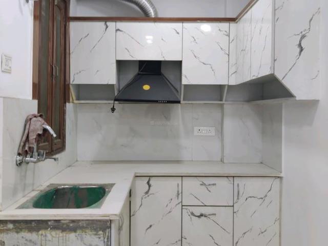2 BHK Independent Builder Floor in Vasundhara for resale Ghaziabad. The reference number is 20185334