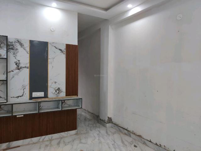2 BHK Independent Builder Floor in Ved Vihar for resale Ghaziabad. The reference number is 20752101