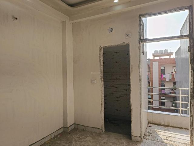 2 BHK Independent Builder Floor in Ved Vihar for resale Ghaziabad. The reference number is 20954988