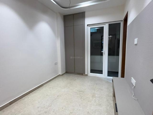 2 BHK Independent Builder Floor in Vikaspuri for resale New Delhi. The reference number is 21149448