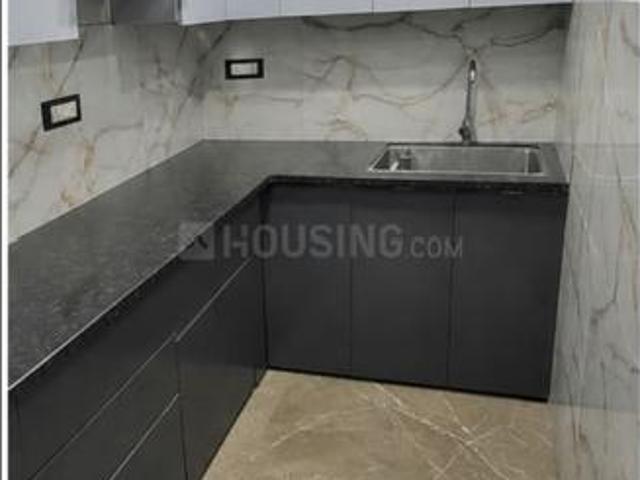 2 BHK Independent Builder Floor in Vishnu Garden for resale New Delhi. The reference number is 21182400